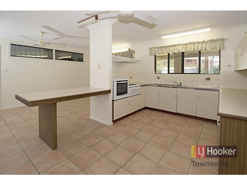 17 Burgess Street, Aitkenvale QLD 4814
