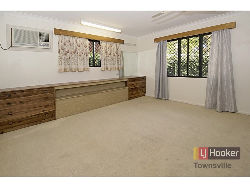 17 Burgess Street, Aitkenvale QLD 4814