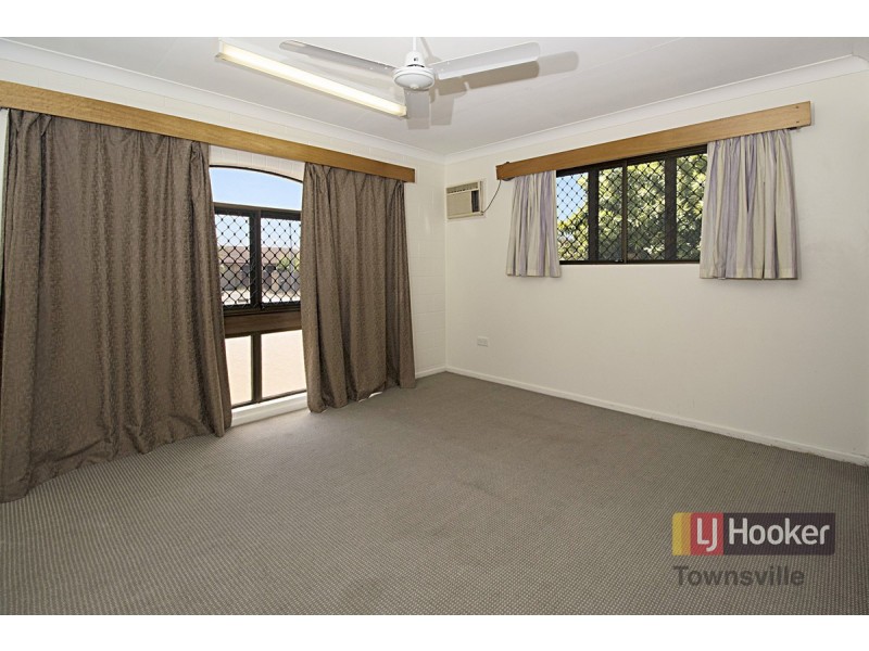 17 Burgess Street, Aitkenvale QLD 4814