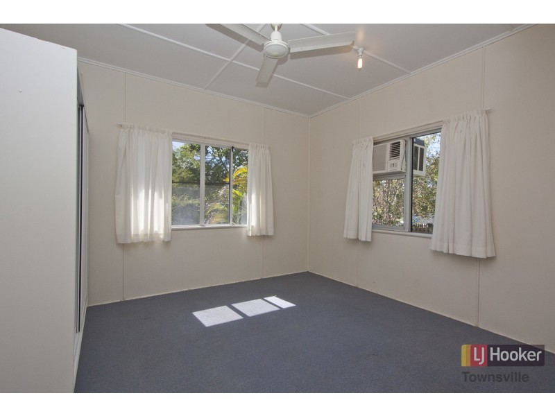 12 Bomana Street, Aitkenvale QLD 4814