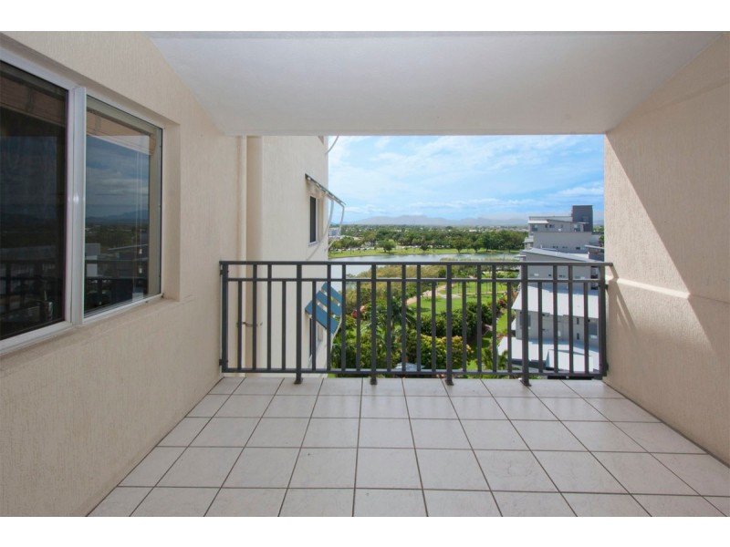 39/86 Ogden Street, Townsville City QLD 4810