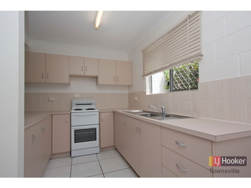 3/21-23 Landsborough Street, North Ward QLD 4810