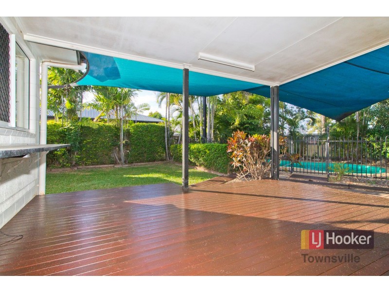 12 Gernika Court, Bushland Beach QLD 4818
