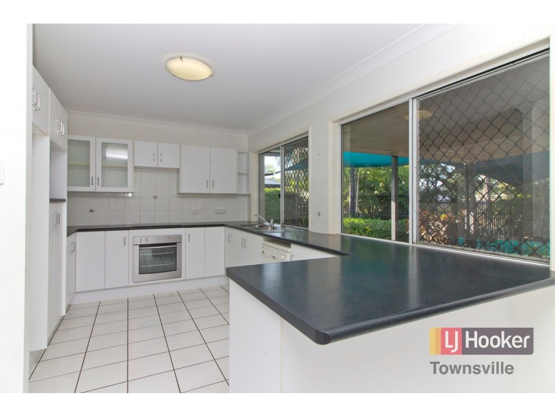 12 Gernika Court, Bushland Beach QLD 4818