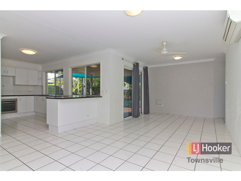 12 Gernika Court, Bushland Beach QLD 4818