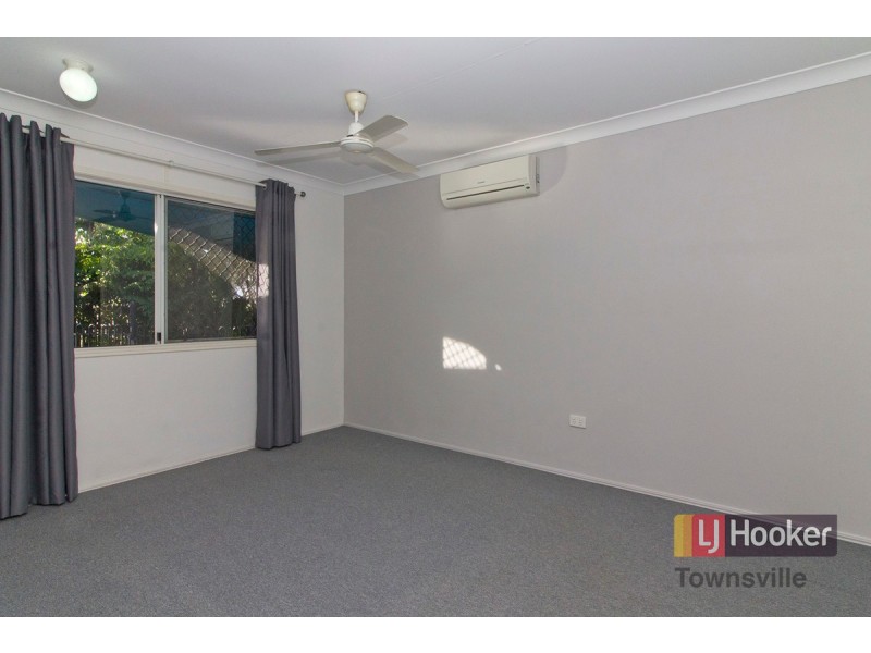 12 Gernika Court, Bushland Beach QLD 4818