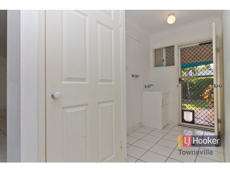 12 Gernika Court, Bushland Beach QLD 4818