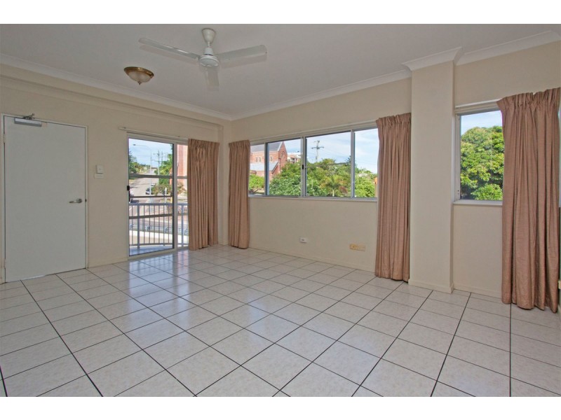 2/2 Oxley Street, Townsville City QLD 4810