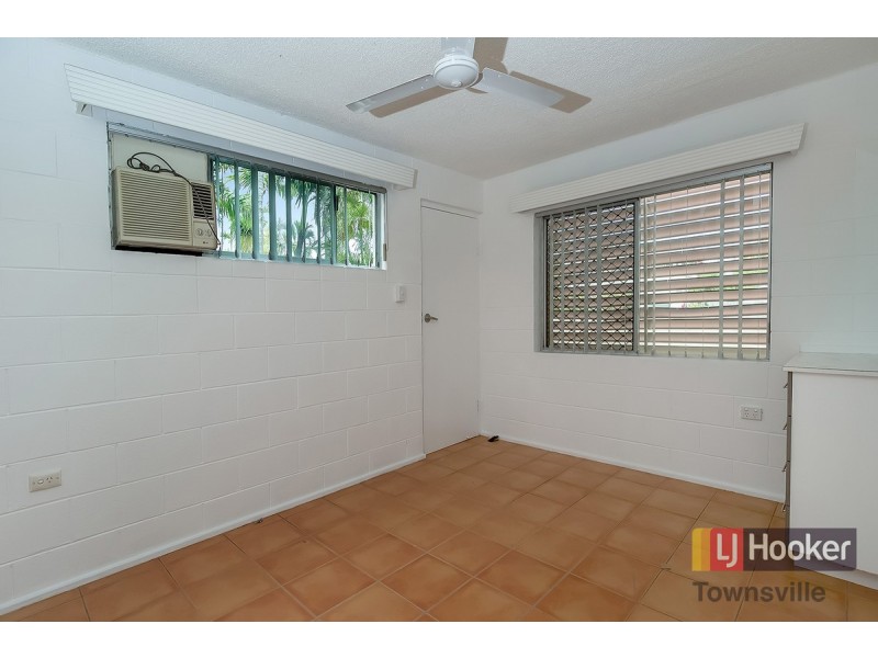 1/24 Bayswater Terrace, Hyde Park QLD 4812