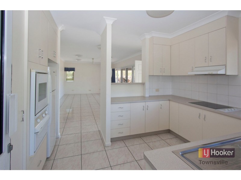 2 Oxley Street, Townsville City QLD 4810