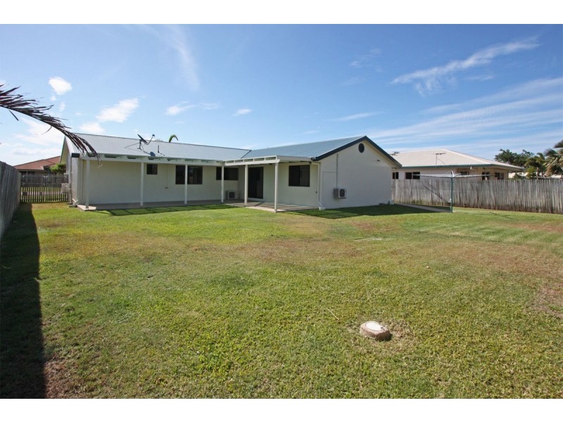 30 Riovista Way, Kirwan QLD 4817