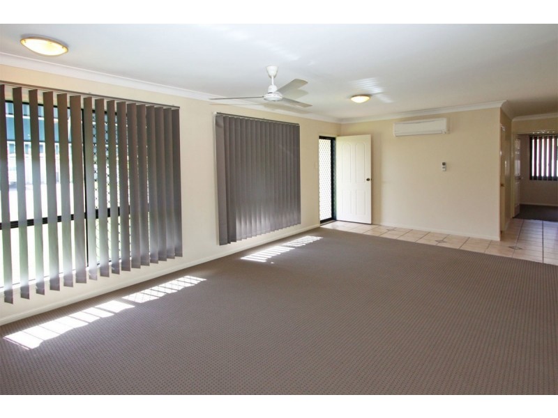 30 Riovista Way, Kirwan QLD 4817