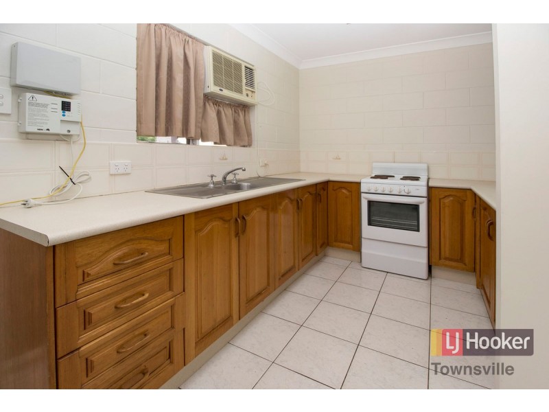 4/7 Palmerston Street, Pimlico QLD 4812