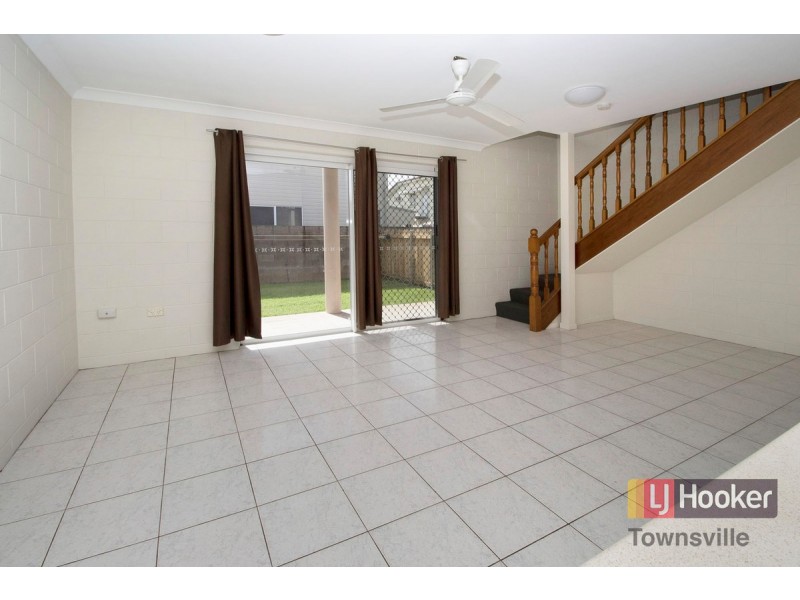 4/7 Palmerston Street, Pimlico QLD 4812