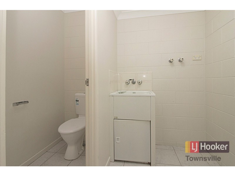 4/7 Palmerston Street, Pimlico QLD 4812