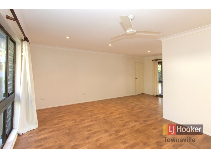 17 Keitley Street, Kirwan QLD 4817