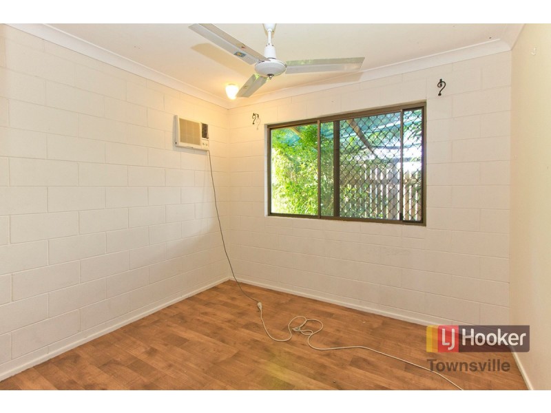 17 Keitley Street, Kirwan QLD 4817