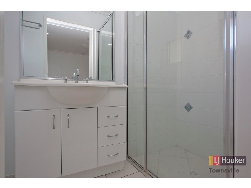 26 Ulysses Drive, Mount Louisa QLD 4814