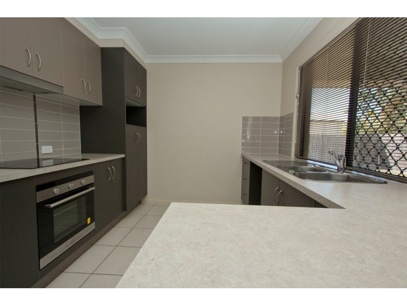 1 Atwood Street, Mount Low QLD 4818