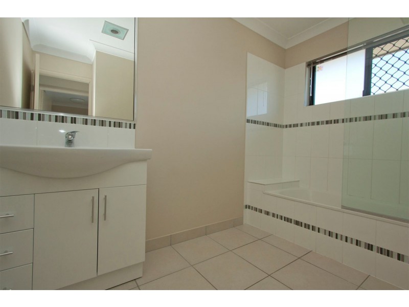 1 Atwood Street, Mount Low QLD 4818