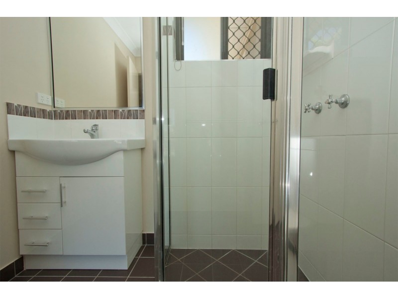 1 Atwood Street, Mount Low QLD 4818