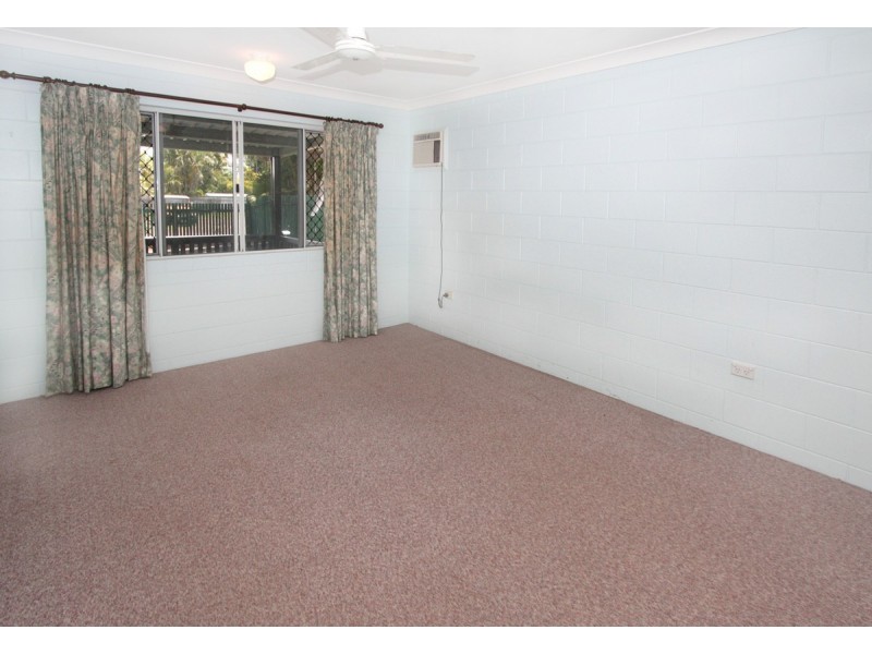 16 Chiquita Avenue, Rasmussen QLD 4815
