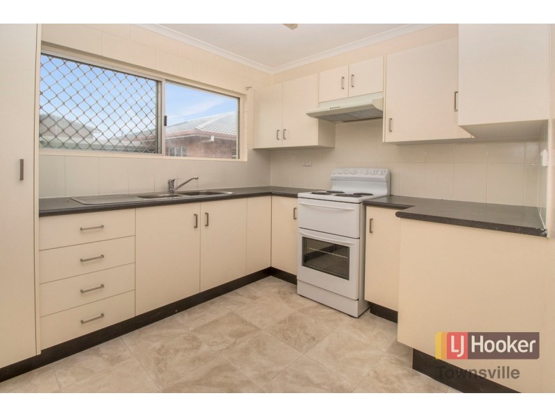 2/67 Love Lane, Mundingburra QLD 4812