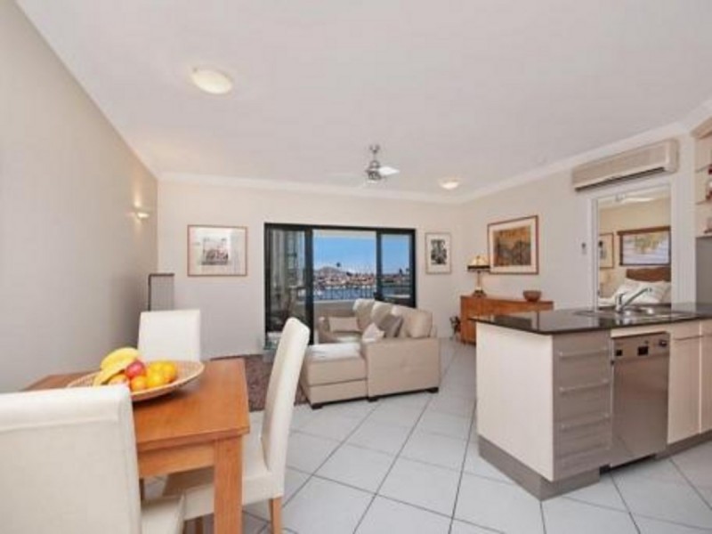 14/16 Sir Leslie Thiess Drive, Townsville City QLD 4810