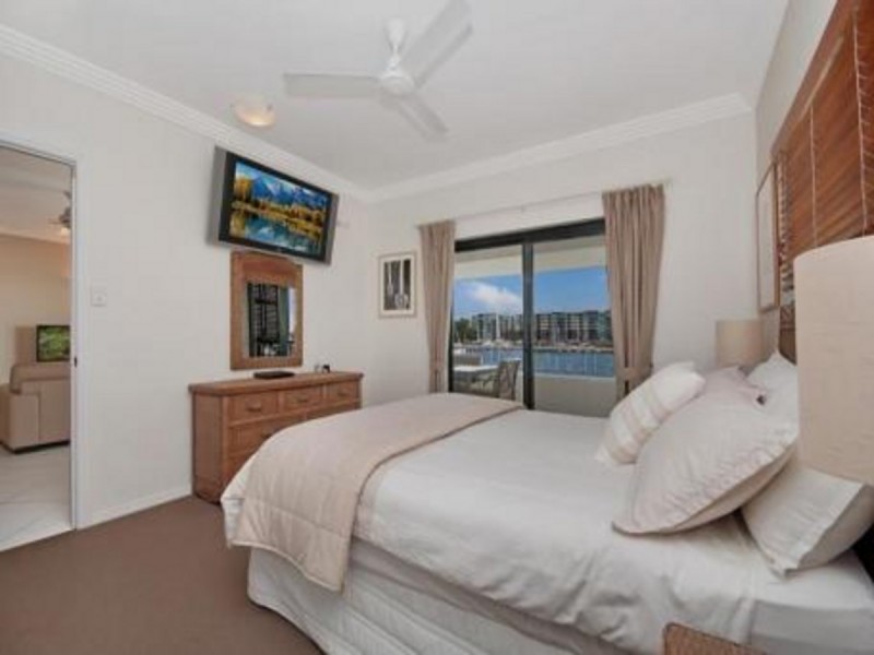 14/16 Sir Leslie Thiess Drive, Townsville City QLD 4810