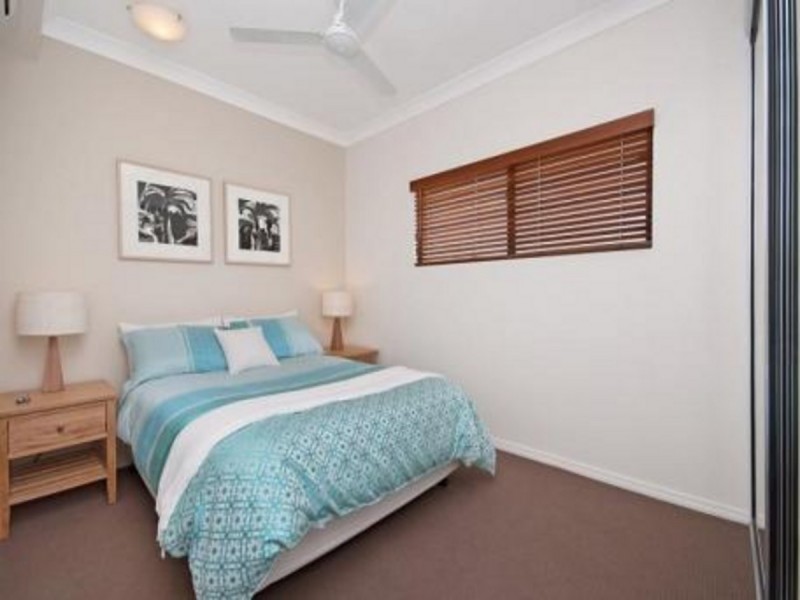 14/16 Sir Leslie Thiess Drive, Townsville City QLD 4810