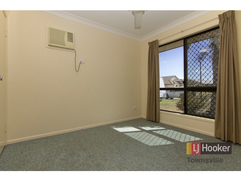 9 Burbank Way, Kirwan QLD 4817