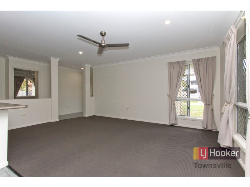 4 Westminster Mews, Douglas QLD 4814