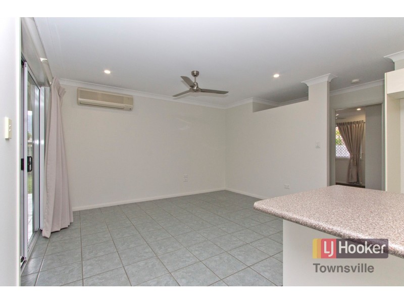 4 Westminster Mews, Douglas QLD 4814