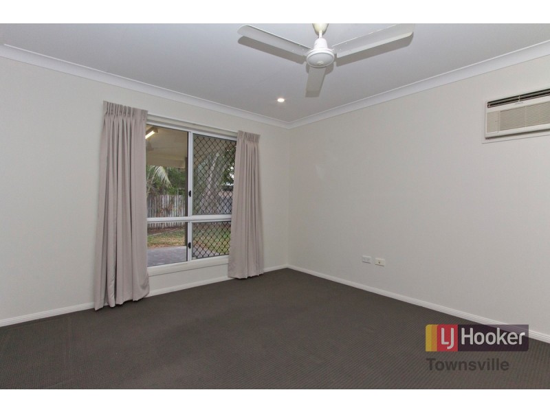 4 Westminster Mews, Douglas QLD 4814