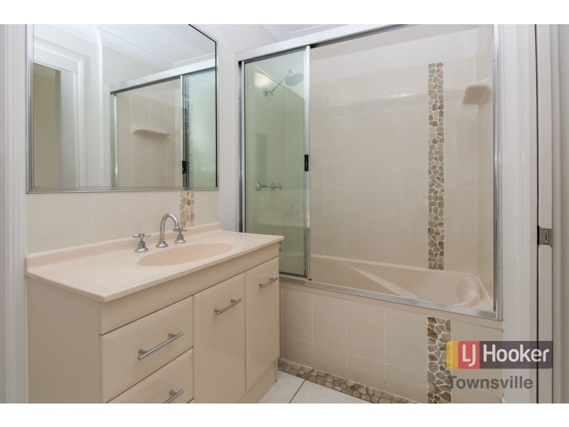 2B Merlot Mews, Condon QLD 4815