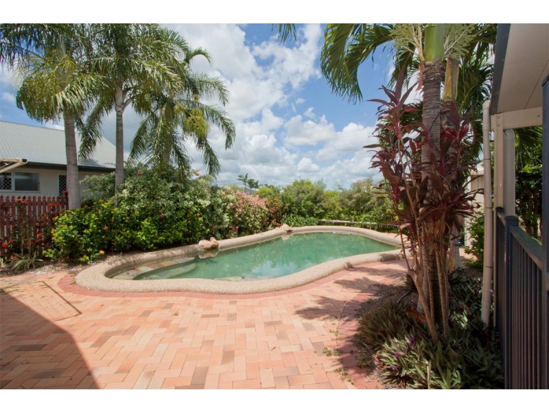 13 Concord Crescent, Kirwan QLD 4817