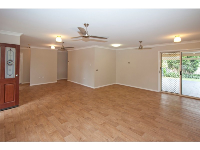 13 Concord Crescent, Kirwan QLD 4817