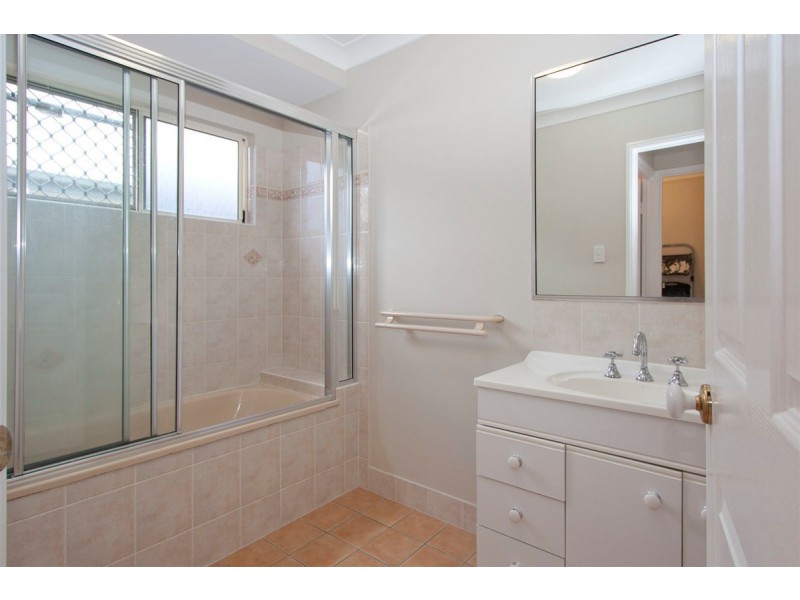 13 Concord Crescent, Kirwan QLD 4817