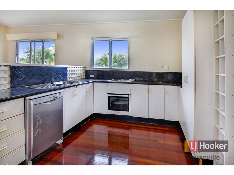 19 Bryant Street, Cranbrook QLD 4814