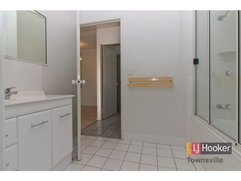 4 Gracedale Street, Mount Louisa QLD 4814