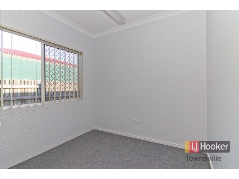 4 Gracedale Street, Mount Louisa QLD 4814