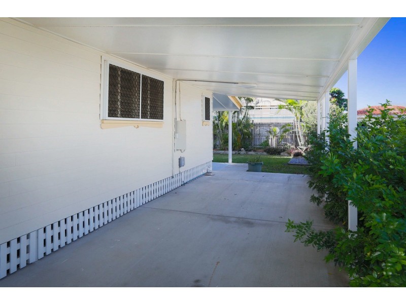 33 Nix Street, West End QLD 4810
