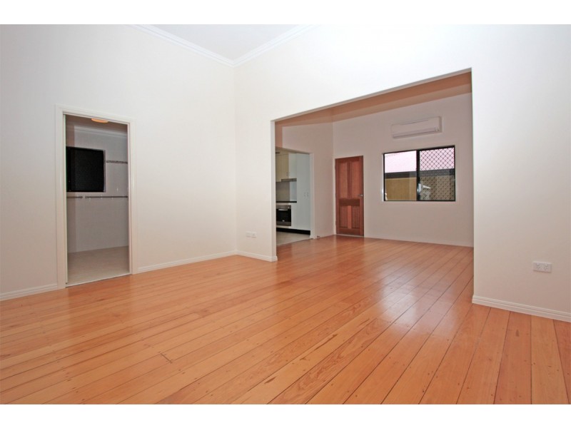 1/25 Surrey Street, Hyde Park QLD 4812