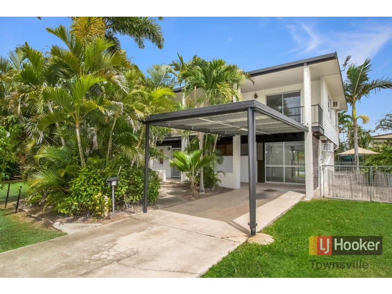 18 Adelong Drive, Cranbrook QLD 4814