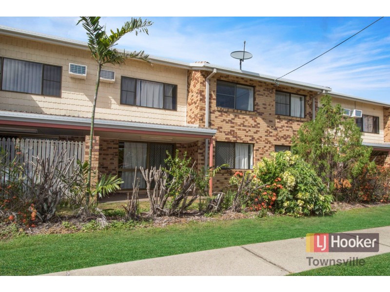 4/3 Campbell Street, Hermit Park QLD 4812