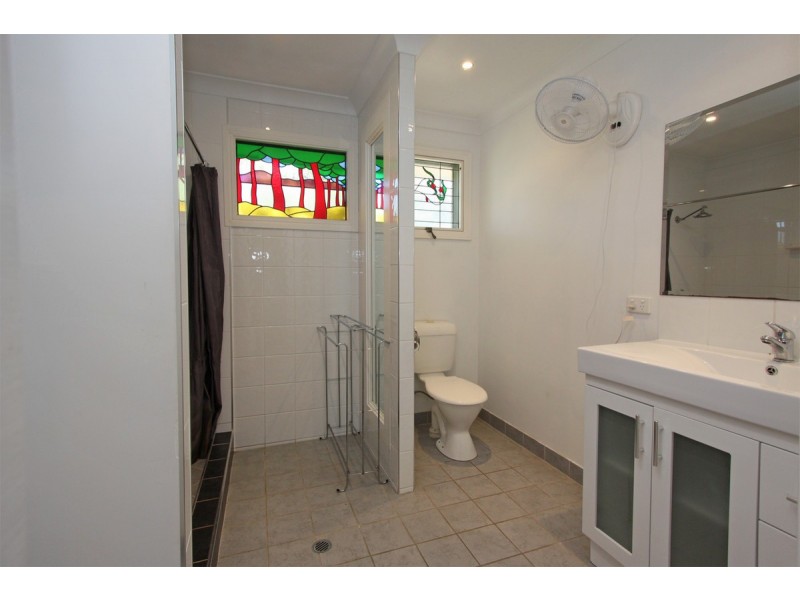 21 Weaver Street, Heatley QLD 4814