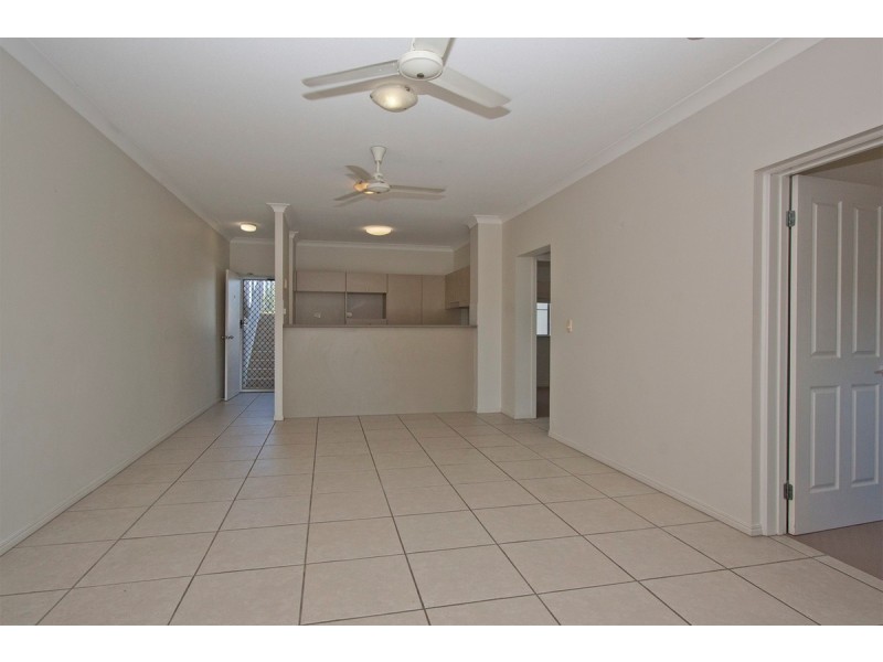 10/12-14 Martinez Avenue, The Lakes, West End QLD 4810