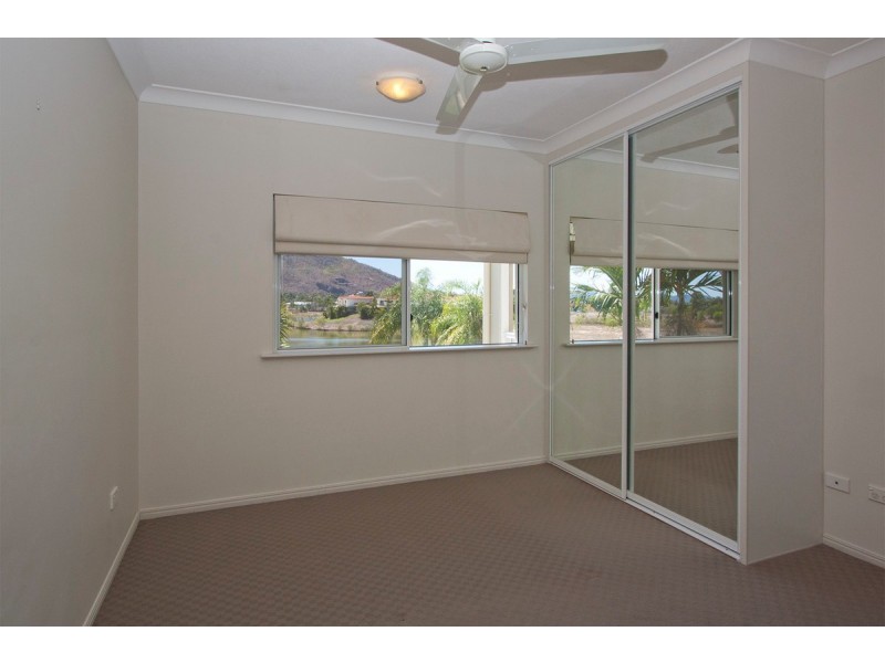 10/12-14 Martinez Avenue, The Lakes, West End QLD 4810