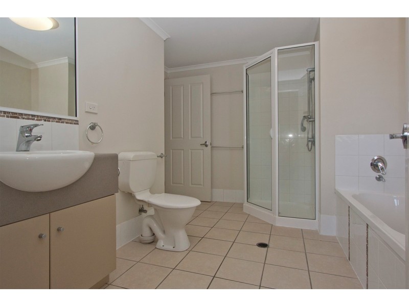 10/12-14 Martinez Avenue, The Lakes, West End QLD 4810