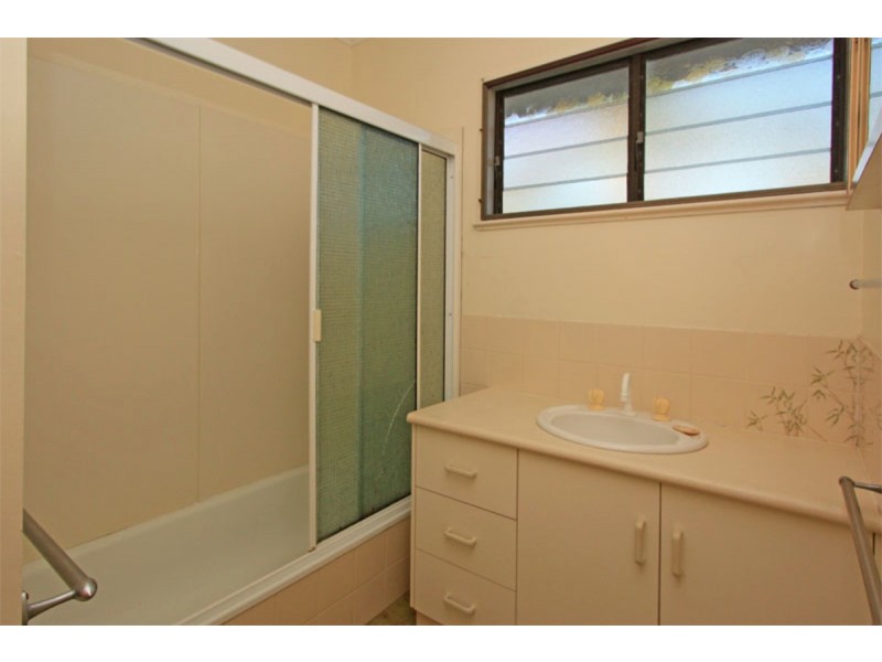 33 Keesing Road, Douglas QLD 4814